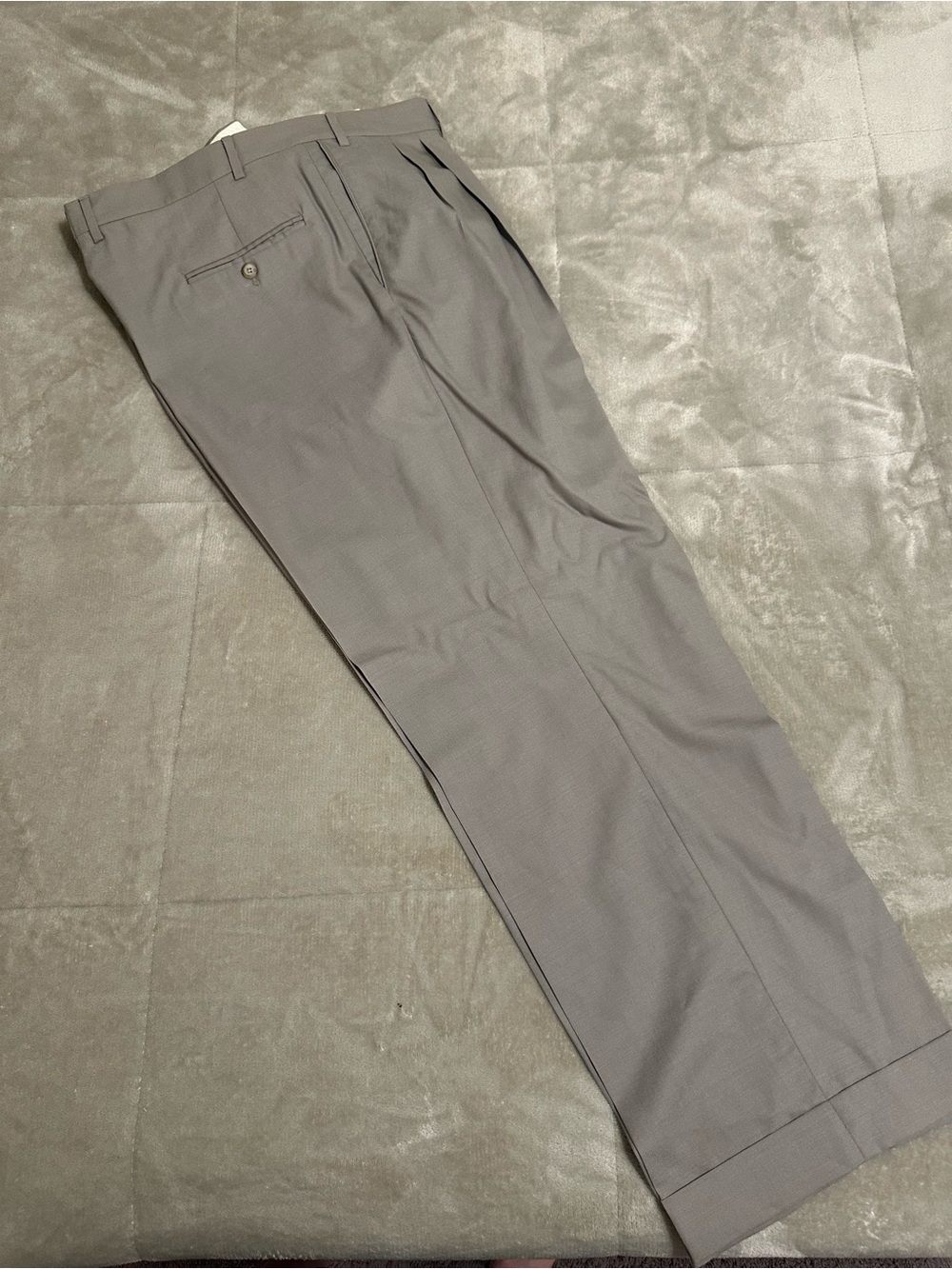 Burberry Men's Dress Pants - Tan Classic Pleated Trousers RN 91418